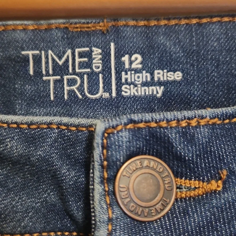 Time and Tru High Rise Skinny Jeans, 12 - Picture 2 of 9